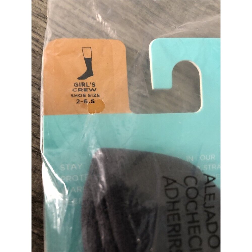 Tommie Copper Girl’s Core Compression Sock Shoe Size 2-6.5